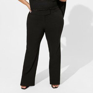 NWT Torrid High Rise Relaxed Trousers